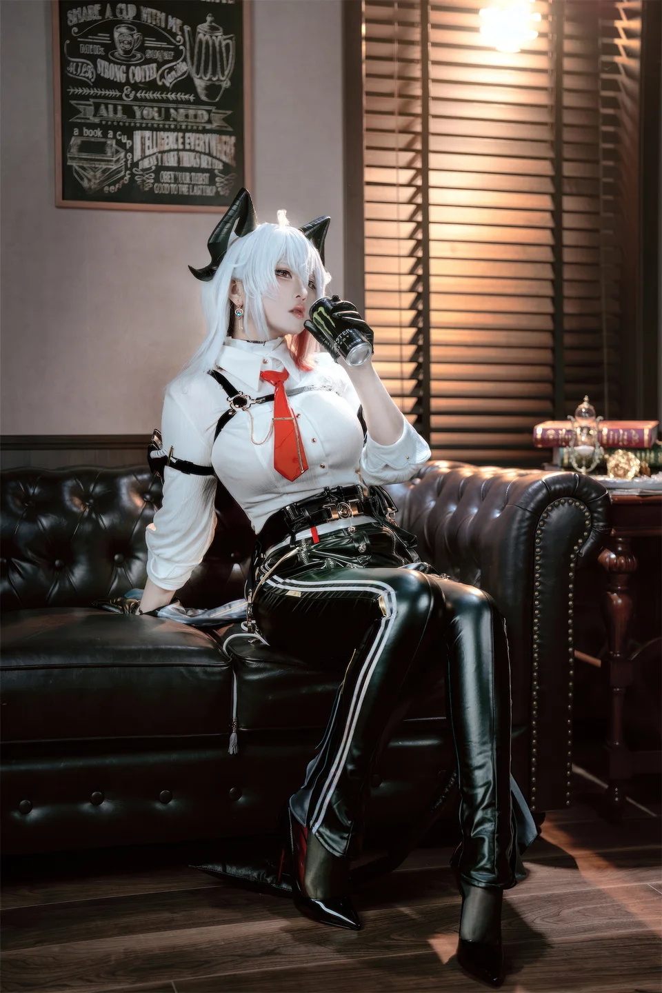 半半子 - No.101 鸣潮·赞妮 [57P-202MB] tg@simisebaisi 【丝足阁】006.webp